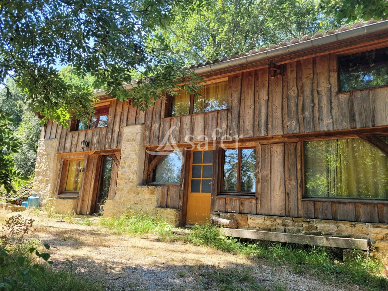 Other country property  Aude