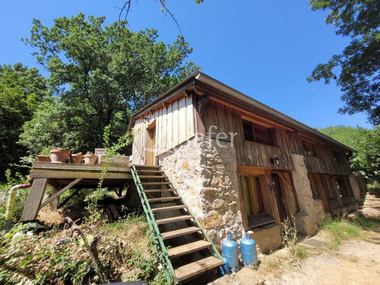 Other country property  Aude