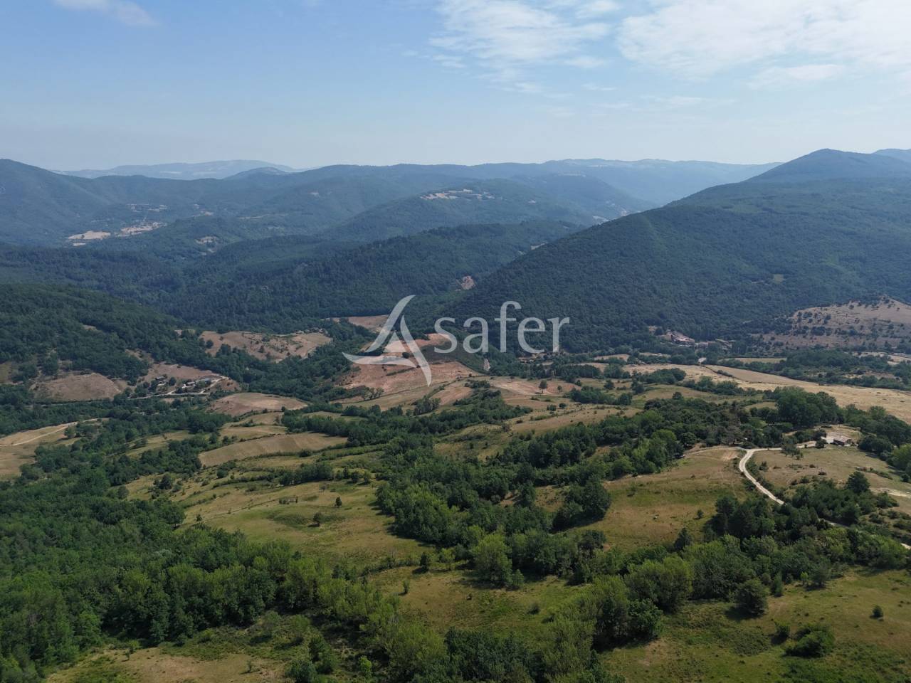 Other country property  Aude