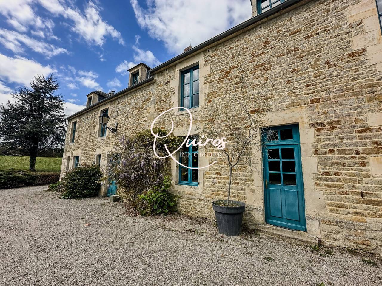 Equestrian property  Calvados