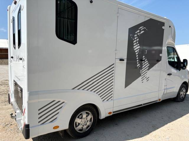 Horsebox HGV Theault Theault 2023 Used