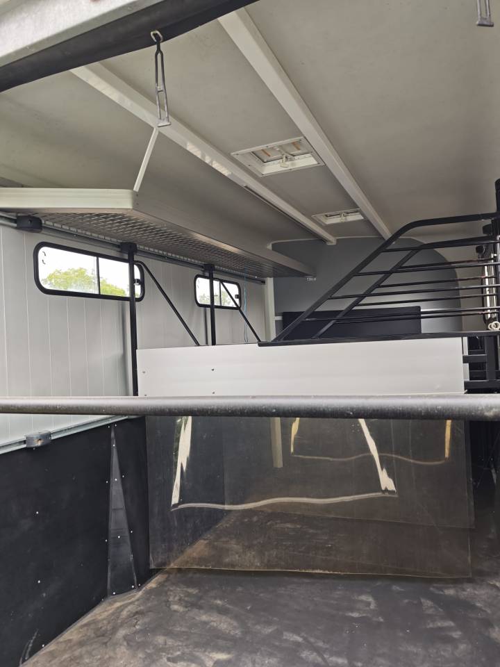 Horse trailer Cheval Liberte CHEVAL LIBERTE MAXI 4  4 Stalls 2022 Used