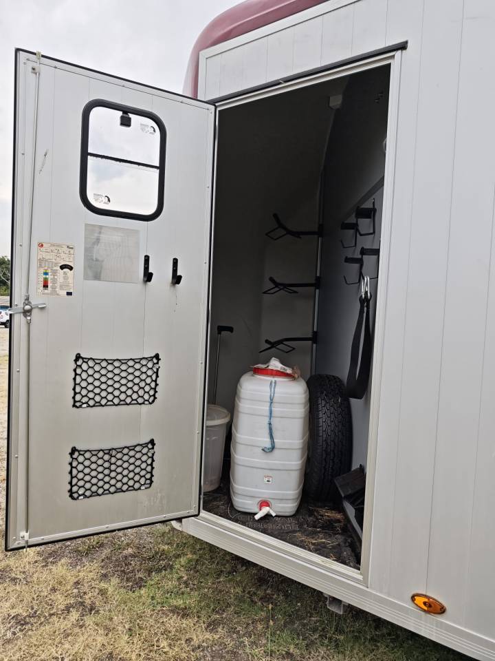 Horse trailer Cheval Liberte CHEVAL LIBERTE MAXI 4  4 Stalls 2022 Used