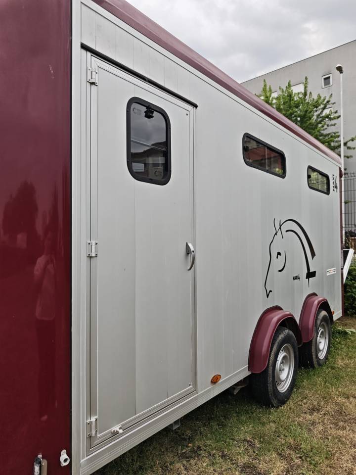 Horse trailer Cheval Liberte CHEVAL LIBERTE MAXI 4  4 Stalls 2022 Used
