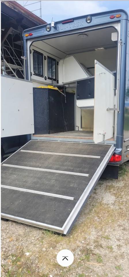 Horsebox NON-HGV Isuzu Equitrek 2025 Used