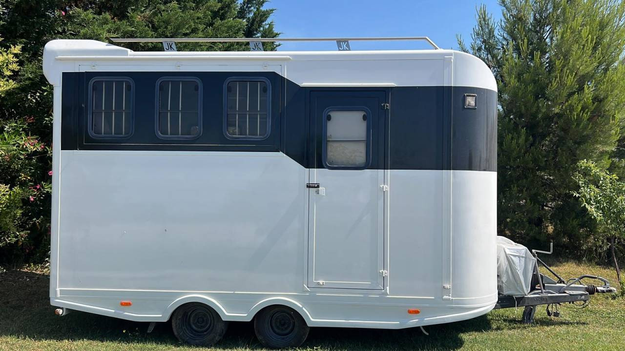 Horse trailer Steinsberger 3 chevaux  3 Stalls 2015 Used