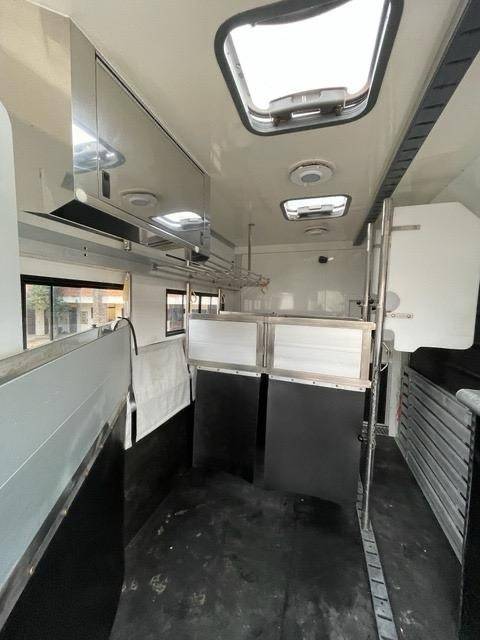 Horsebox NON-HGV Mercedes Mercedes Actros JK 2008 Used