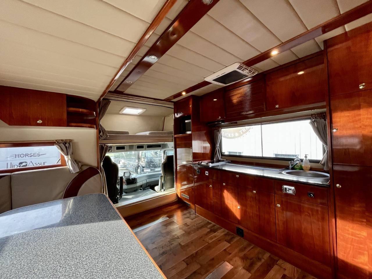 Horsebox NON-HGV Mercedes Mercedes Actros JK 2008 Used