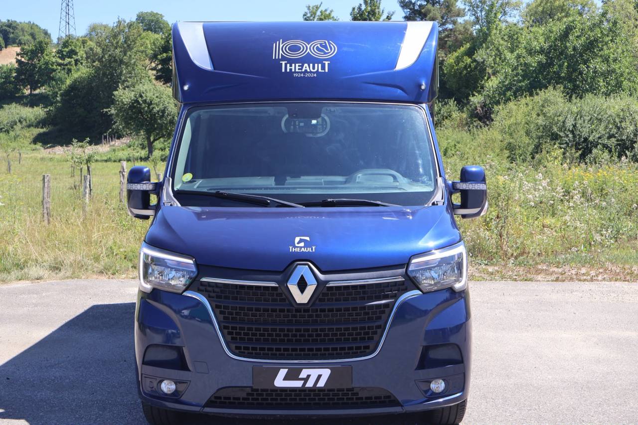 Horsebox HGV Theault THEAULT MASTER 2024 Used