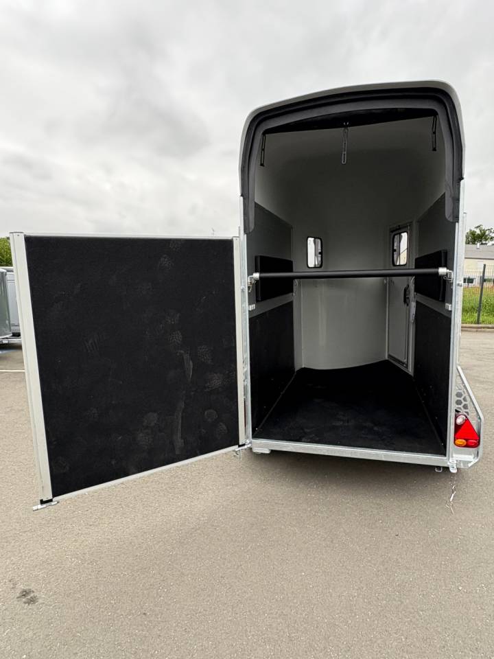 Horse trailer Cheval Liberte Gold One Origins 1,5 Stalls 2026 New
