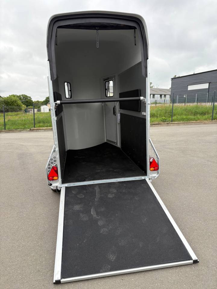 Horse trailer Cheval Liberte Gold One Origins 1,5 Stalls 2026 New