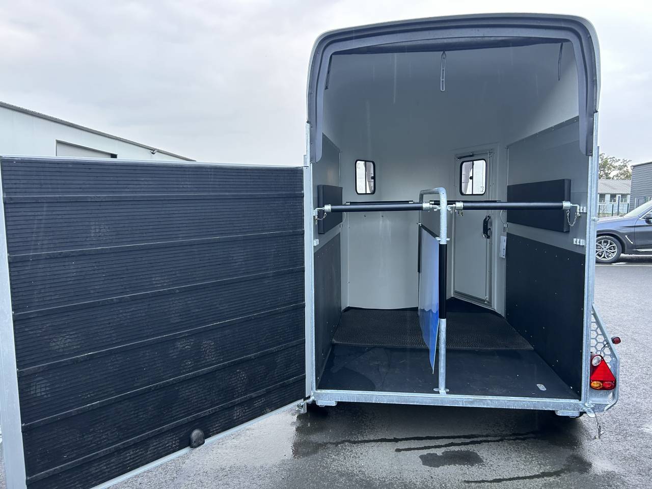 Horse trailer Cheval Liberte Gold origins aluline 2 Stalls 2026 New