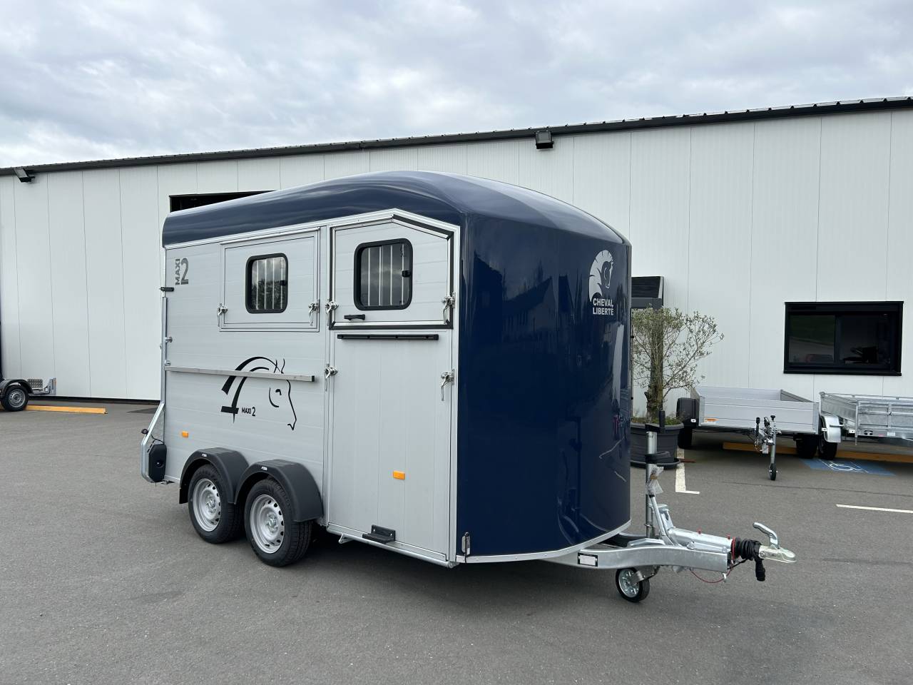 Horse trailer Cheval Liberte Maxi 2 2 Stalls 2026 New