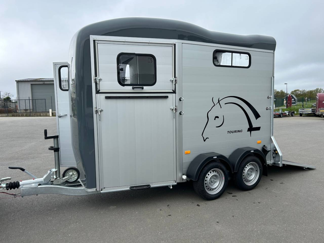 Horse trailer Cheval Liberte Touring One 1,5 Stalls 2026 New