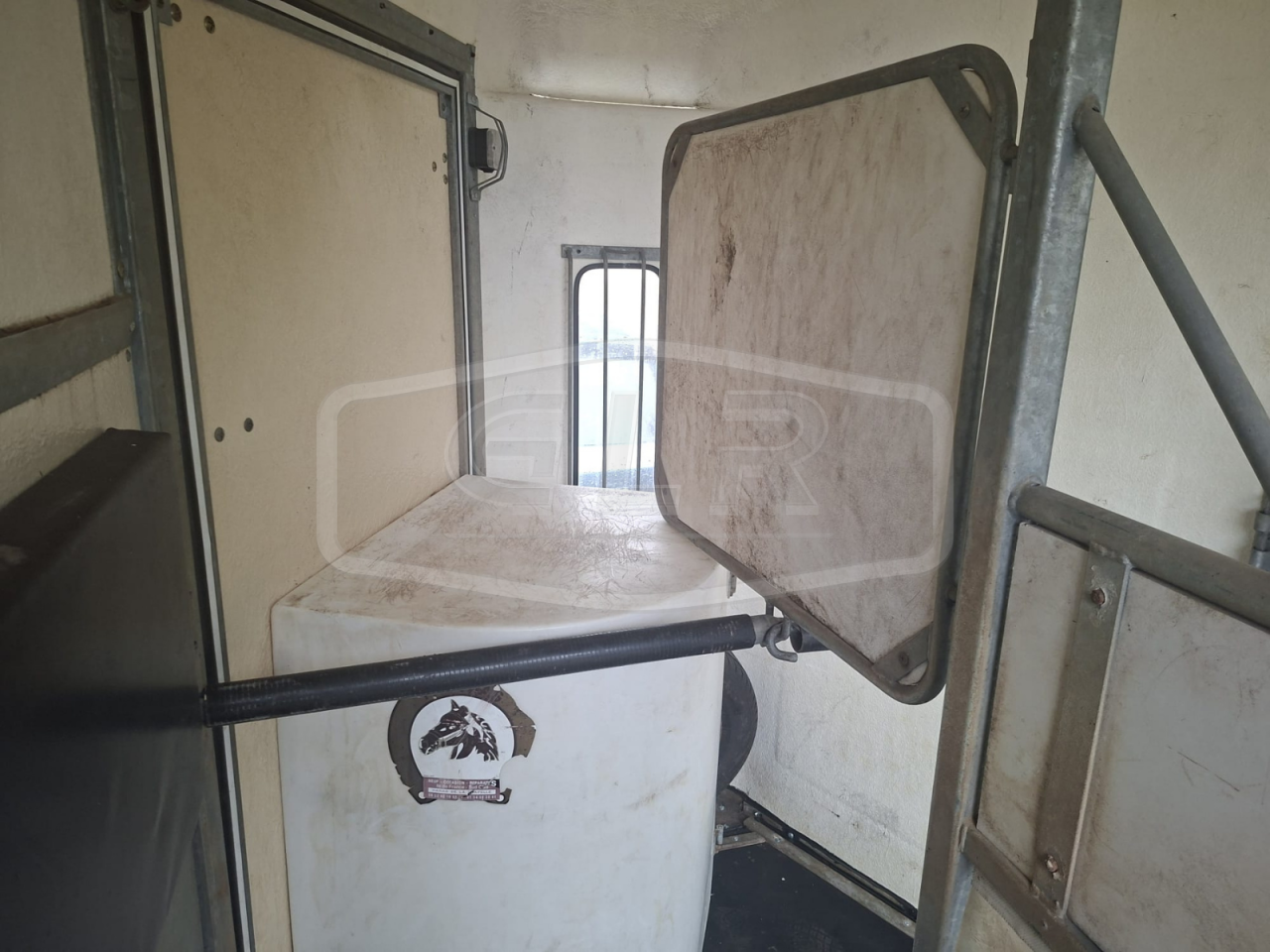 Horse trailer Fautras PROVAN 2 Stalls 2007 Used