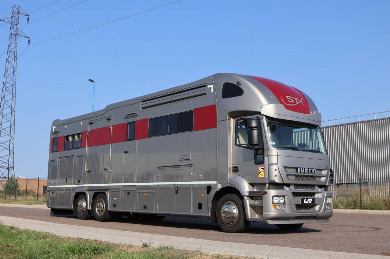 Horsebox NON-HGV STX STX 6 CHEVAUX  2011 Used