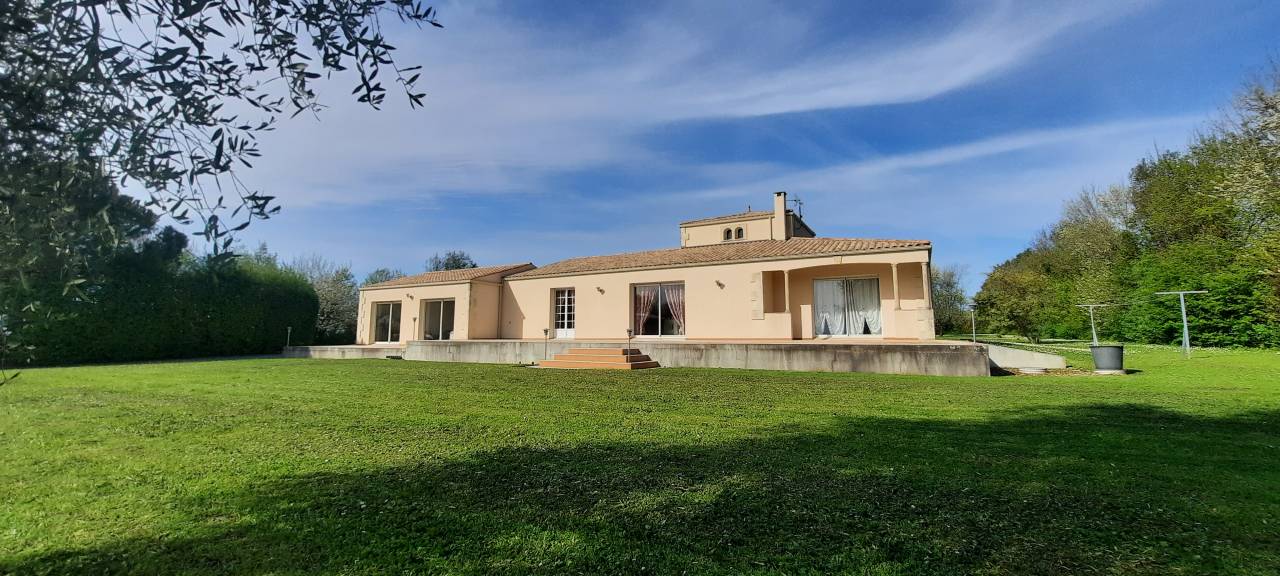 Luxurious equestrian property  Charente-Maritime