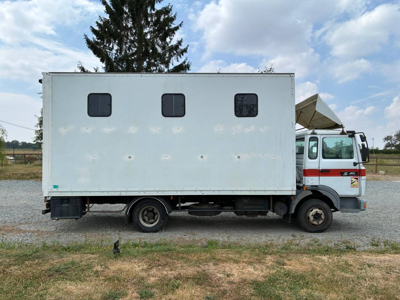 Horsebox NON-HGV Renault RENAULT 1998 Used