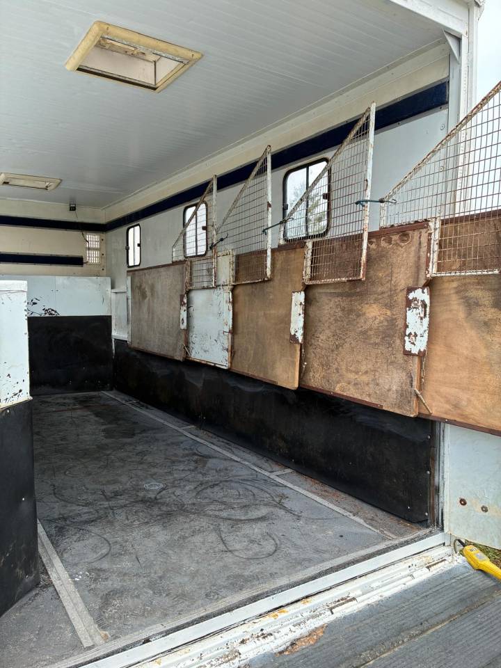 Horsebox NON-HGV Renault RENAULT 1998 Used
