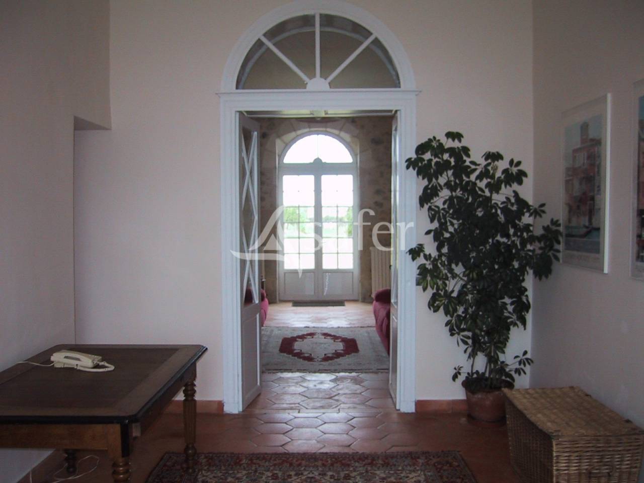 Other country property  Gironde