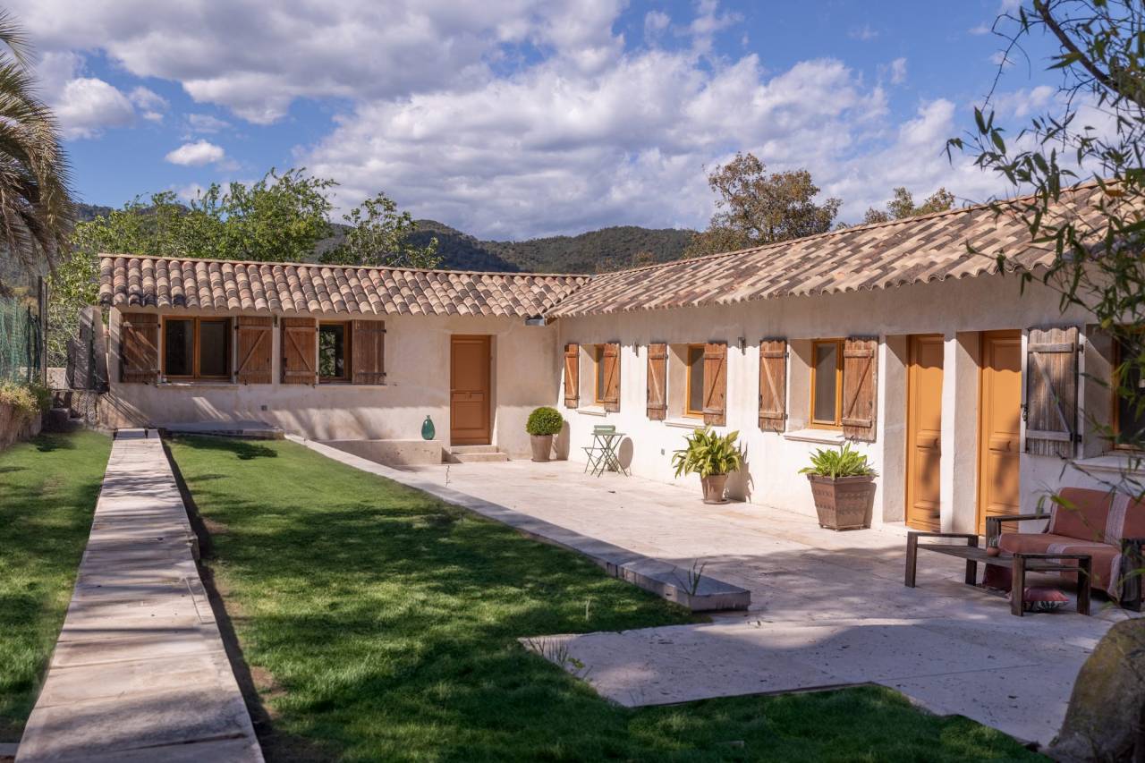 Equestrian property  Alpes-Maritimes