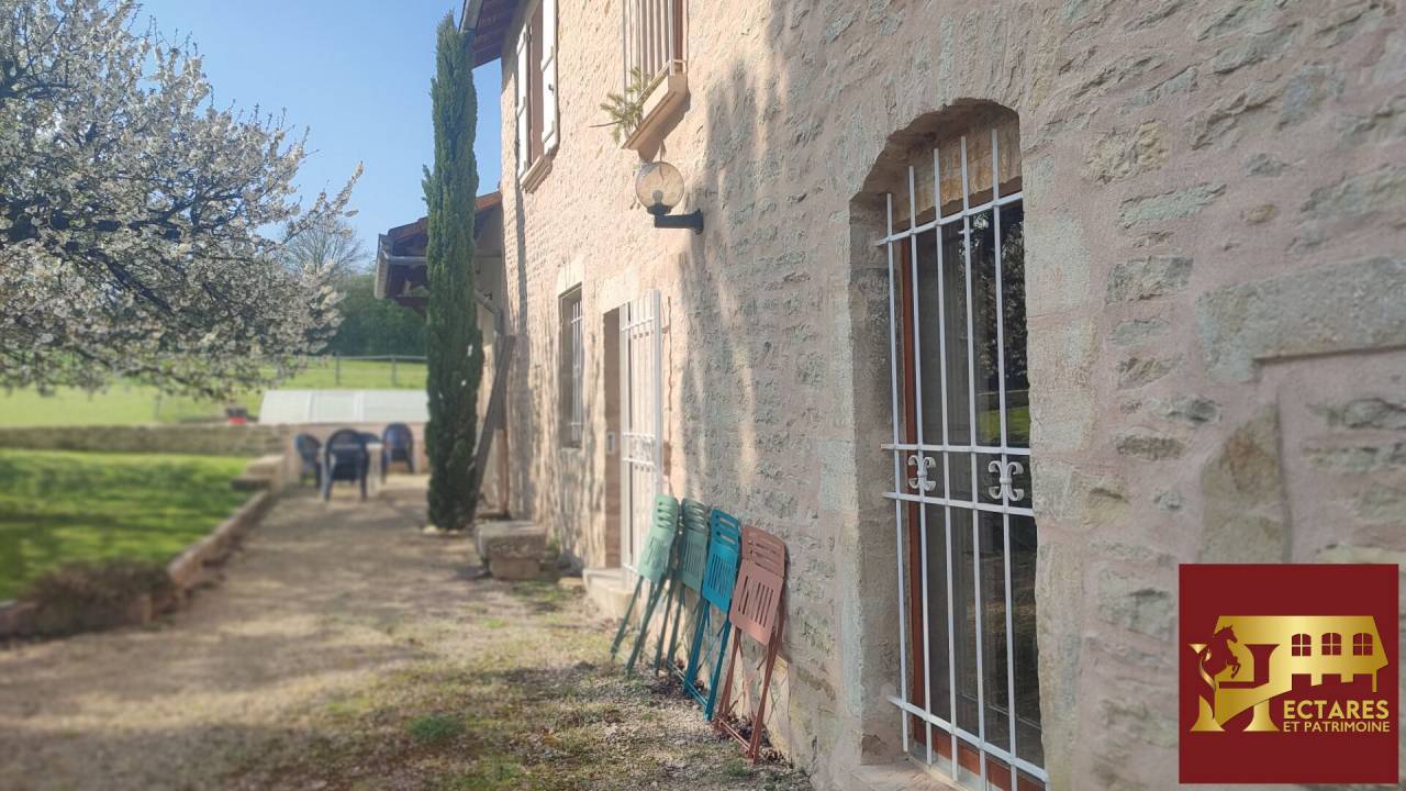 Equestrian Bed and Breakfast  Sa&ocirc;ne-et-Loire