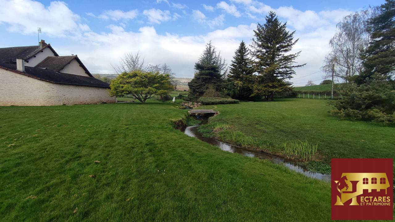 Equestrian Bed and Breakfast  Sa&ocirc;ne-et-Loire