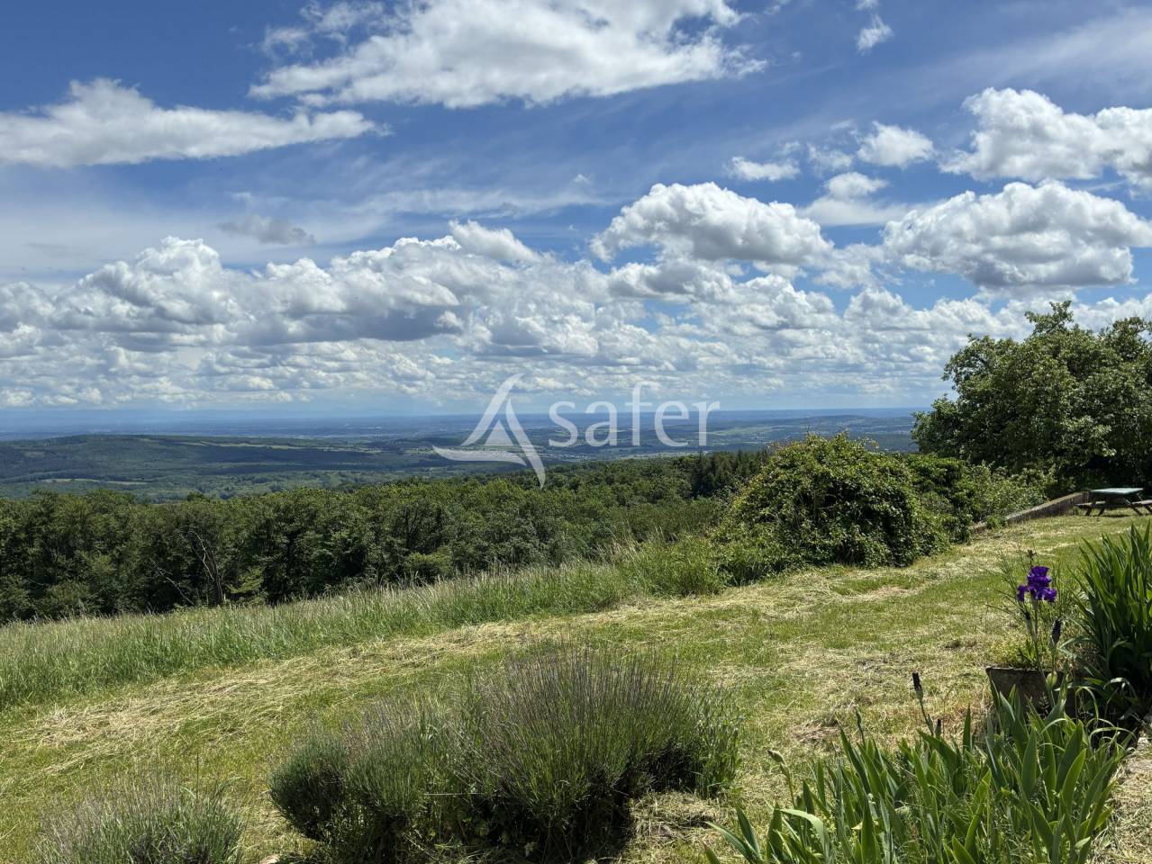 Other country property  Sa&ocirc;ne-et-Loire