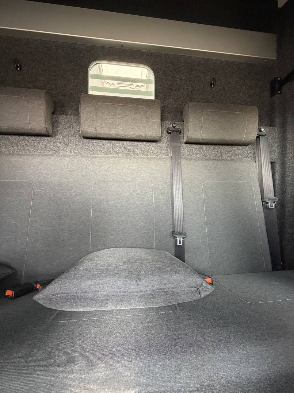 Horsebox HGV Barbot LS5 Renault master  2026 New