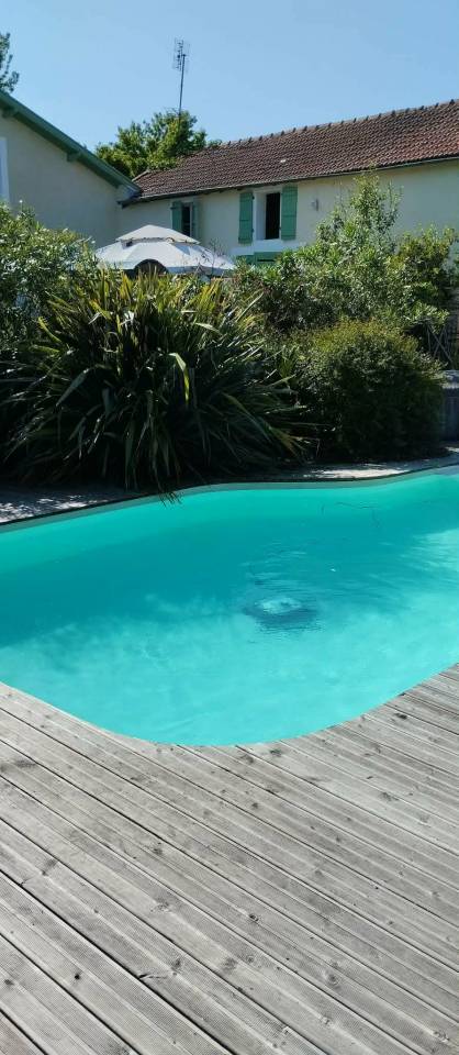 Luxurious equestrian property  Landes