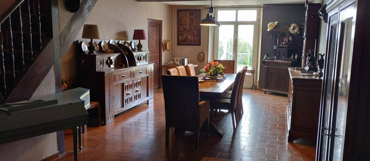Luxurious equestrian property  Landes