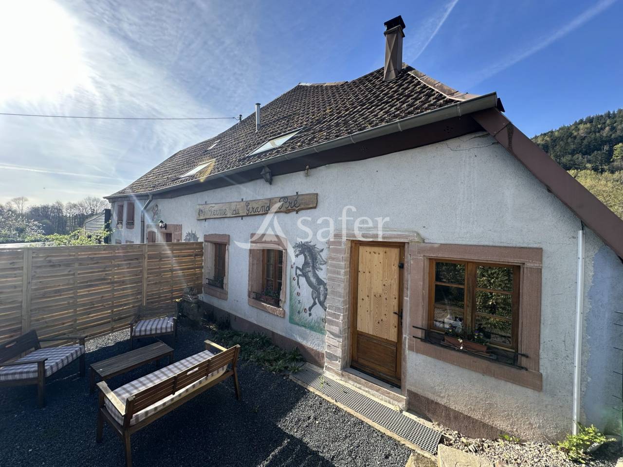 Other country property  Haut-Rhin