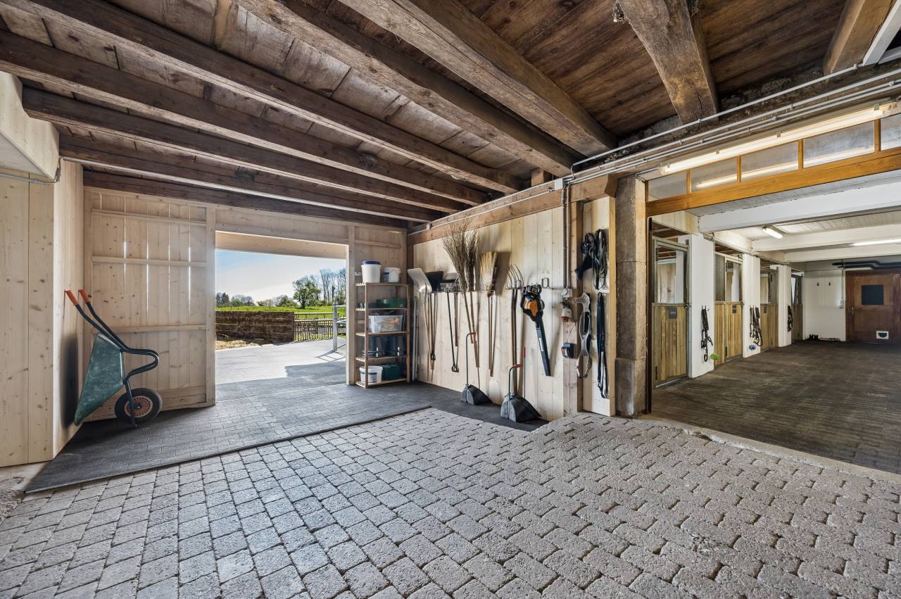 Equestrian property  Berne
