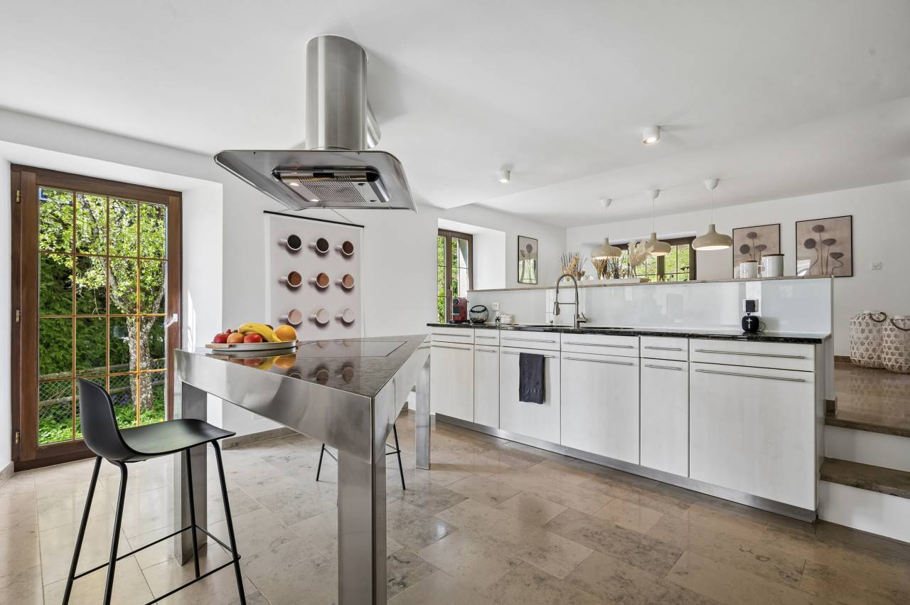 Equestrian property  Berne