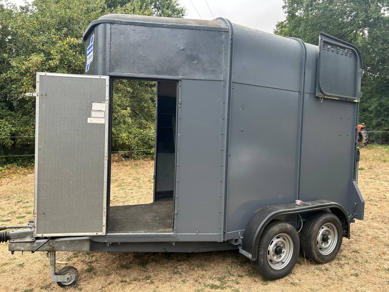 Horse trailer Ifor Williams HB505R 2 Stalls 1996 Used