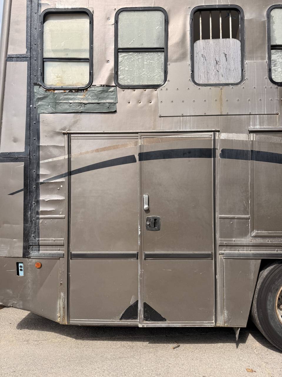 Horsebox NON-HGV Scania S&eacute;rie 3 113 M 1991 Used