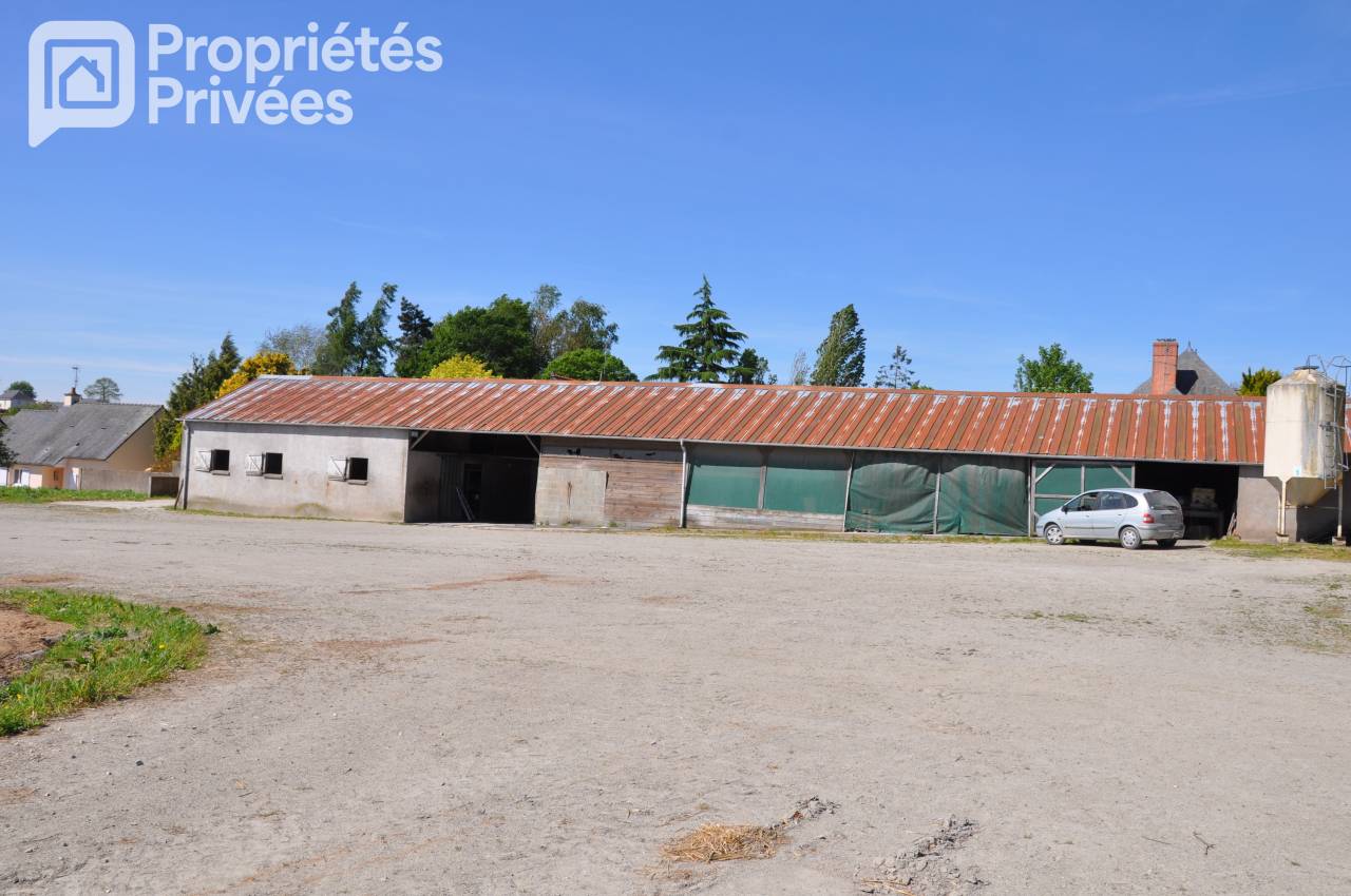 Riding school  Mayenne
