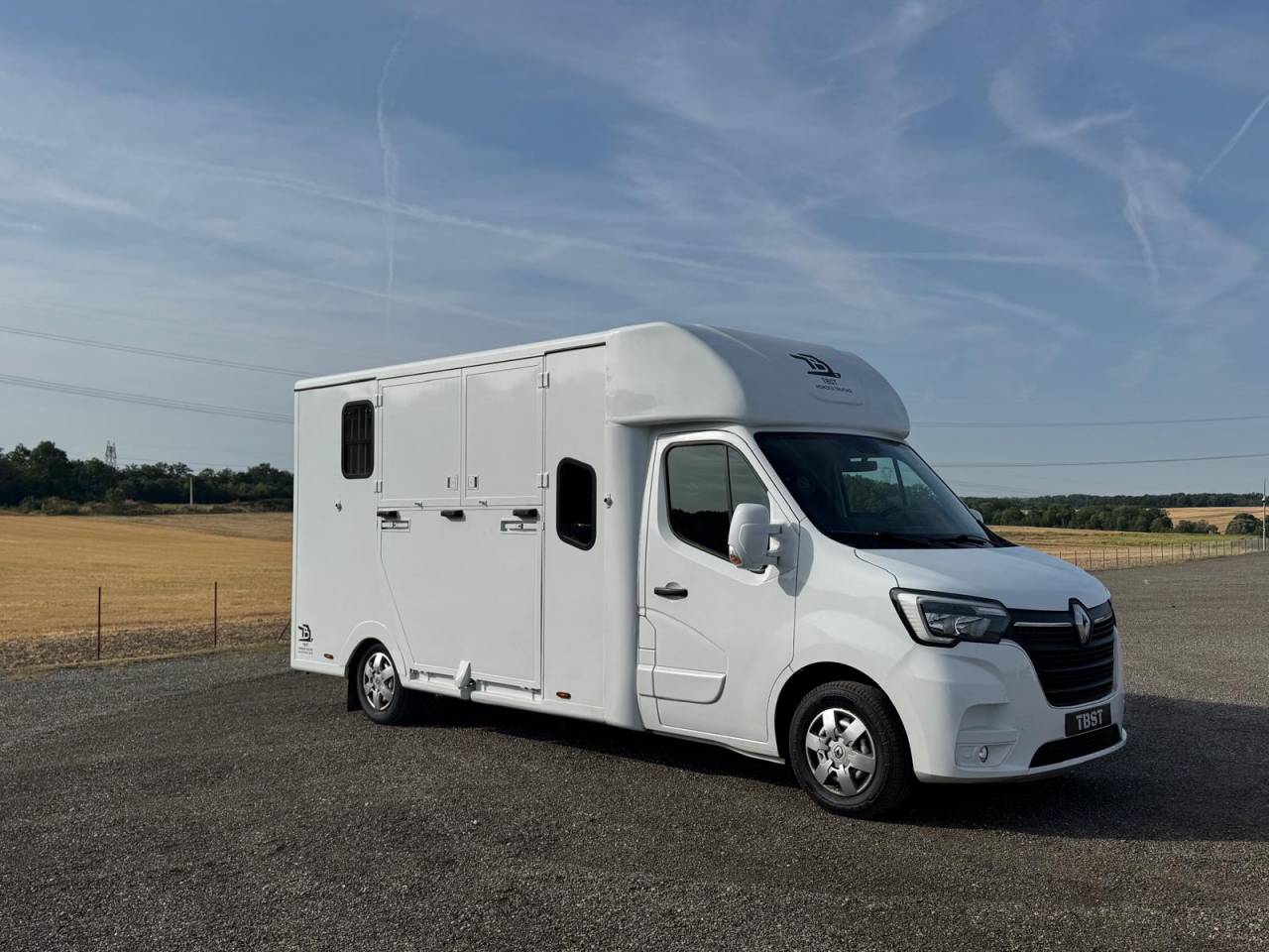 Horsebox HGV TBST RENAULT MASTER 2023 Used