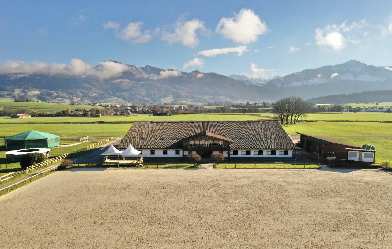 Equestrian farm  Fribourg