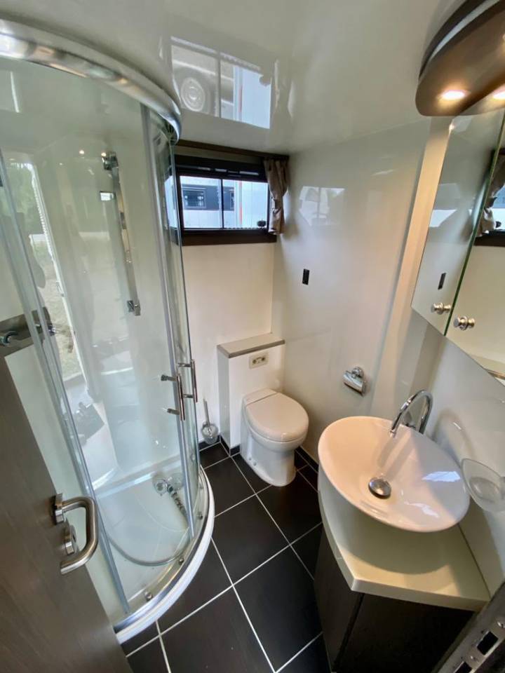 Horsebox NON-HGV Iveco IVECO EUROCARGO 160E28 STX POP OUT 2010 Used