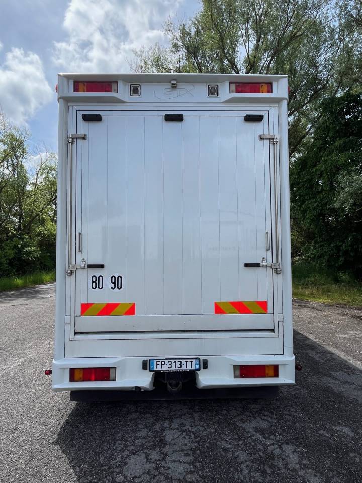 Horsebox NON-HGV Iveco IVECO EUROCARGO 160E28 STX POP OUT 2010 Used