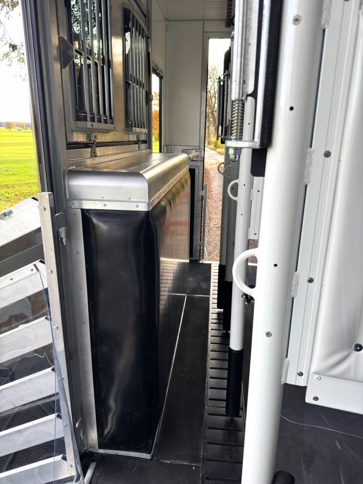 Horsebox NON-HGV Man MAN TGM 15.290 WMS POP OUT 2026 New