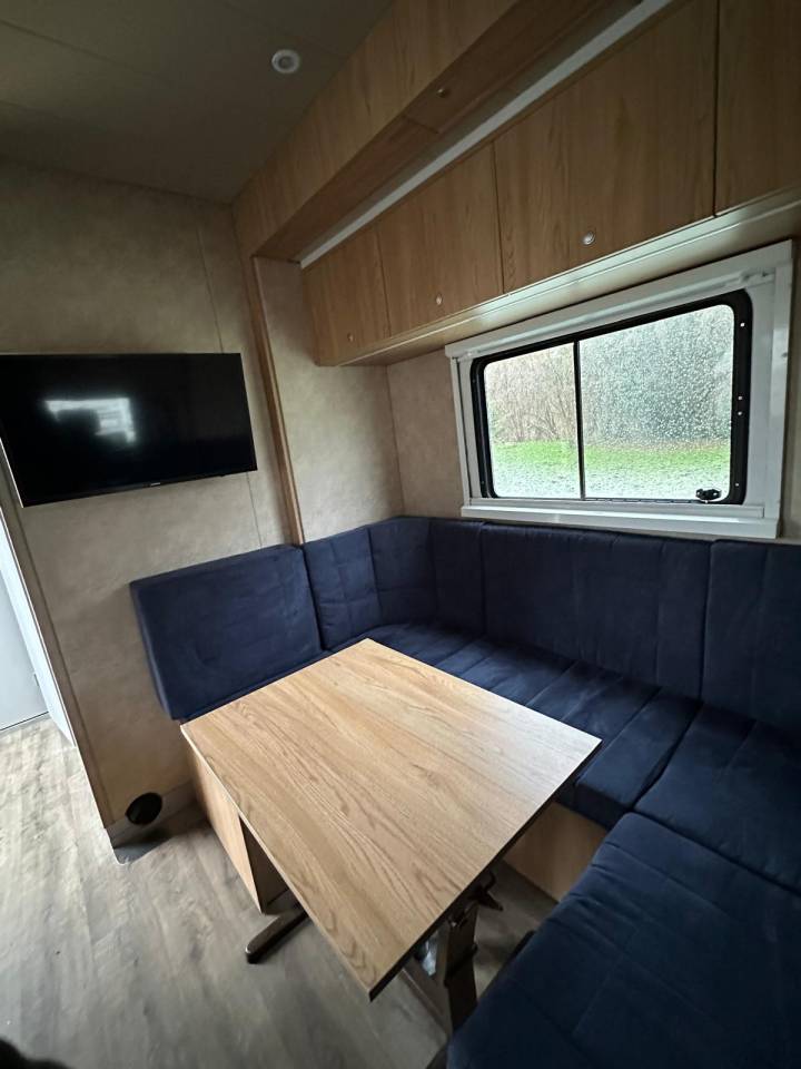 Horsebox NON-HGV Mercedes MERCEDES-BENZ ATEGO 1529 JL INTERNATIONAL 7 2008 Used