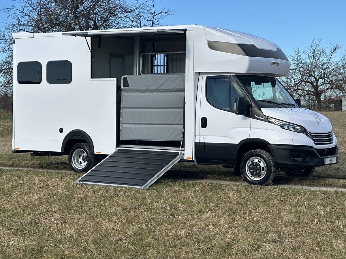 Horsebox NON-HGV Iveco IVECO DAILY 50.210 MSG STABLEHOPPER XXL PLUS 2026 New