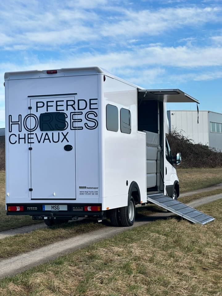 Horsebox NON-HGV Iveco IVECO DAILY 50.210 MSG STABLEHOPPER XXL PLUS 2026 New