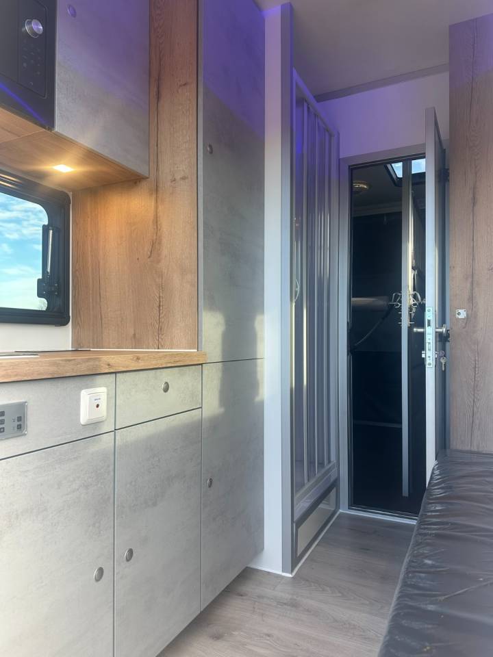 Horsebox NON-HGV Iveco IVECO DAILY 50.210 MSG STABLEHOPPER XXL PLUS 2026 New