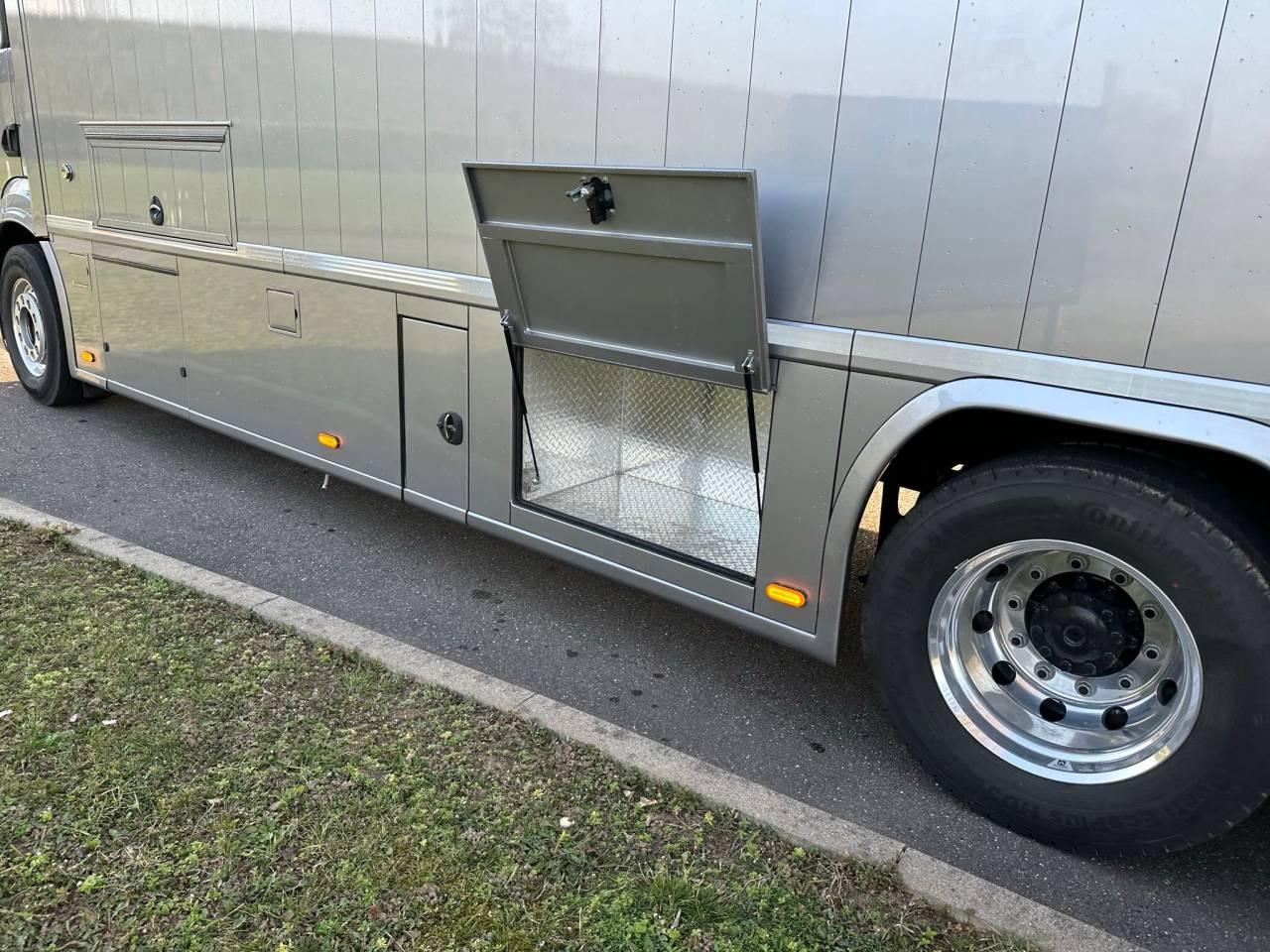 Horsebox NON-HGV HTIs MAN TGS 26.470 HTI PROFESSIONAL 8 2026 New