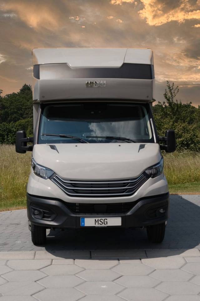 Horsebox NON-HGV Iveco IVECO DAILY 50.210 MSG STABLEHOPPER XXL 2026 New
