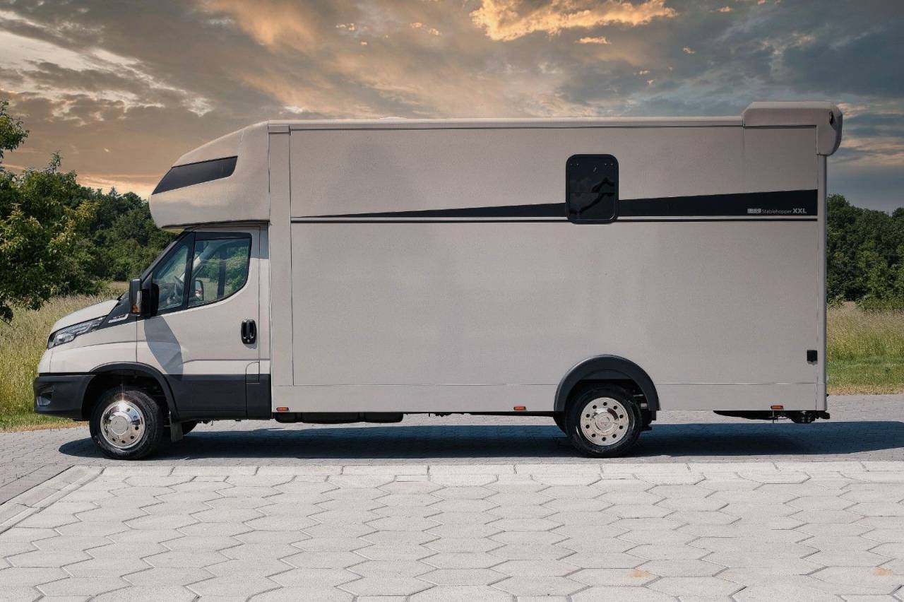 Horsebox NON-HGV Iveco IVECO DAILY 50.210 MSG STABLEHOPPER XXL 2026 New