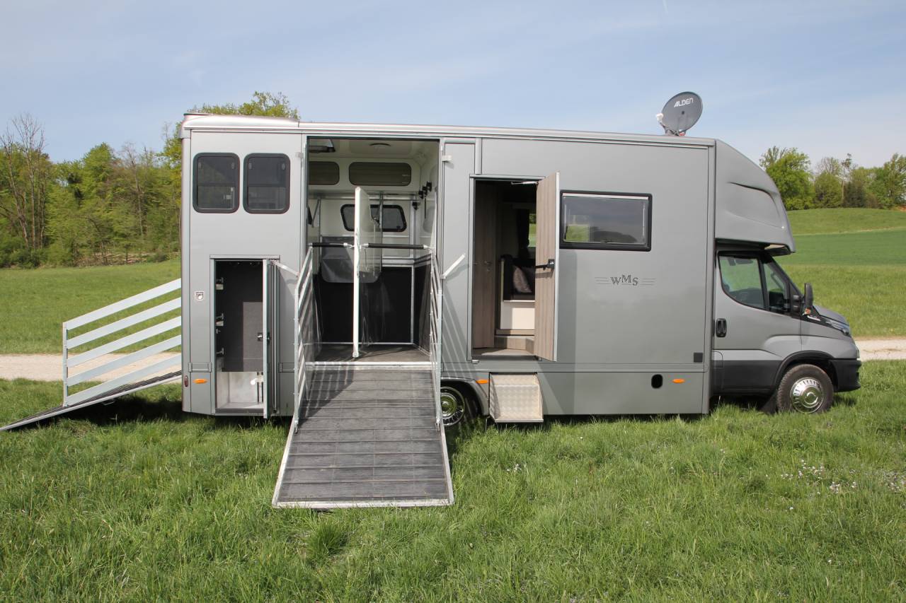 Horsebox NON-HGV Iveco IVECO DAILY 70C21 WMS POP OUT 2026 New